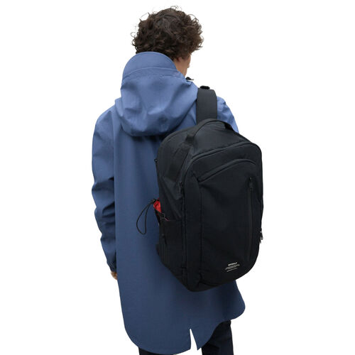Mochila Negra Ecoalf Oslo Tejido Antidesgarro Impermeable Black