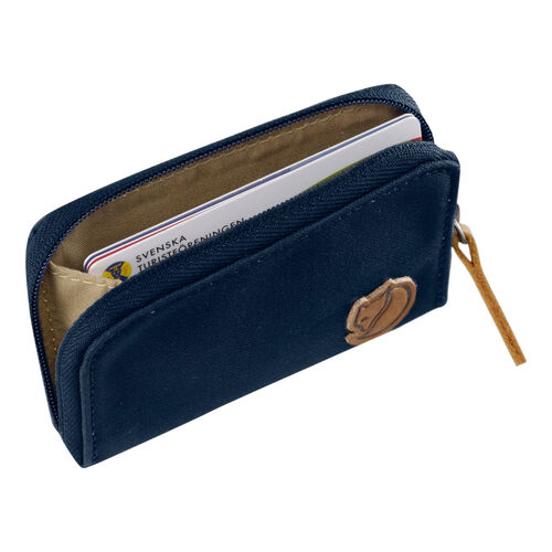 Cartera Verde Fjallraven Zip Card Holder Dark Olive Resistente y Segura 