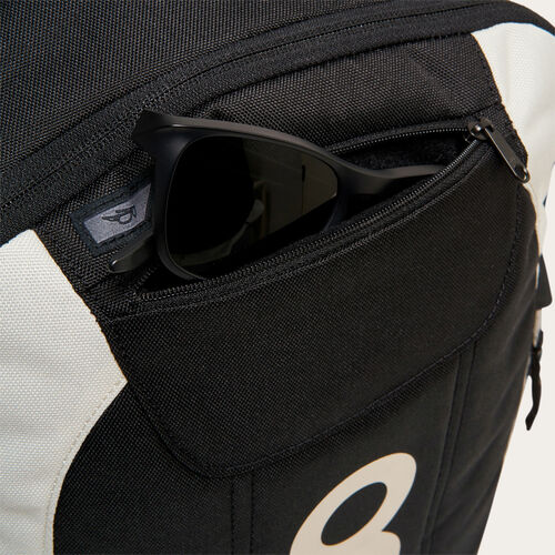 Mochila Blanca y Negra Oakley Enduro 20L 3.0 Mist Hidrófuga y Resistente 