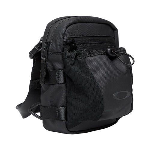 Bandolera Negra Oakley Rover Crossbody Blackout de Material Hidrófugo 