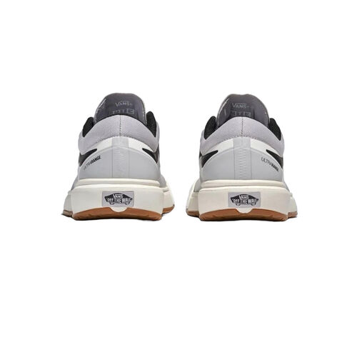 Zapatillas Grises Vans  Mte UltraRange 2.0 Frost Gray Baja Ligera Y Versátil 40