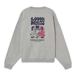 Sudadera Gris Kaotiko Long Nights Grey Heather de Corte Amplio y Estilo Retro Sudadera Gris Kaotiko Long Nights Grey Heather de Corte Amplio y Estilo Retro