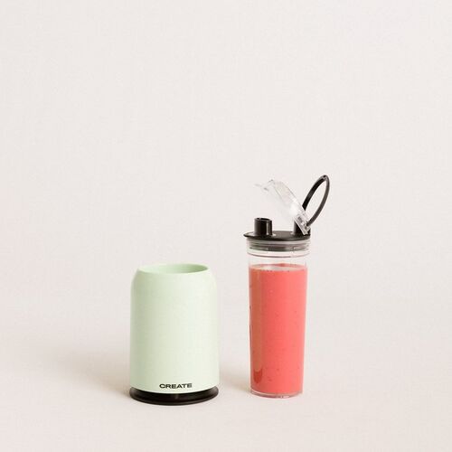 Batidora Create con Vaso Portátil MOI SLIM verde pastel