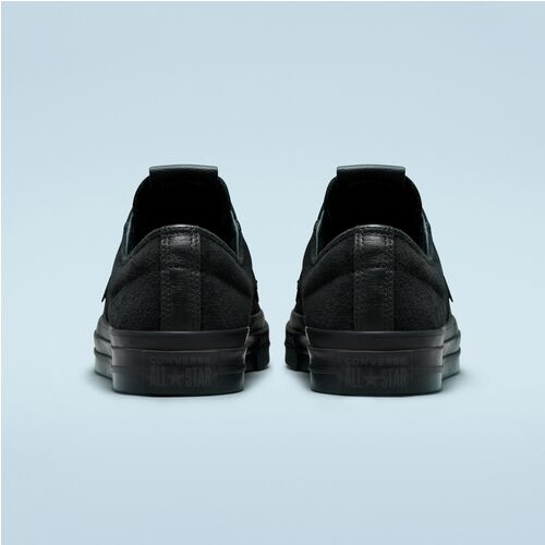 Zapatillas Converse Negras Star Player 76 Mono Suede 43